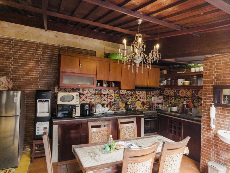 Dijual Villa Kayu Joglo Asli, Nuansa Etnik yang Teduh, Donoharjo, Ngaglik, Sleman