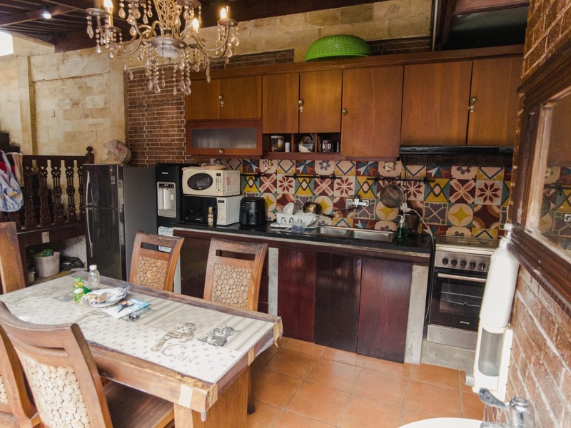 Dijual Villa Kayu Joglo Asli, Nuansa Etnik yang Teduh, Donoharjo, Ngaglik, Sleman