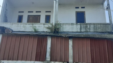 Ruang Usaha Luas Lokasi Strategis Pinggir Jalan @Cilodong, Depok