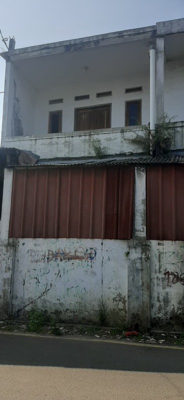 Ruang Usaha Luas Lokasi Strategis Pinggir Jalan @Cilodong, Depok