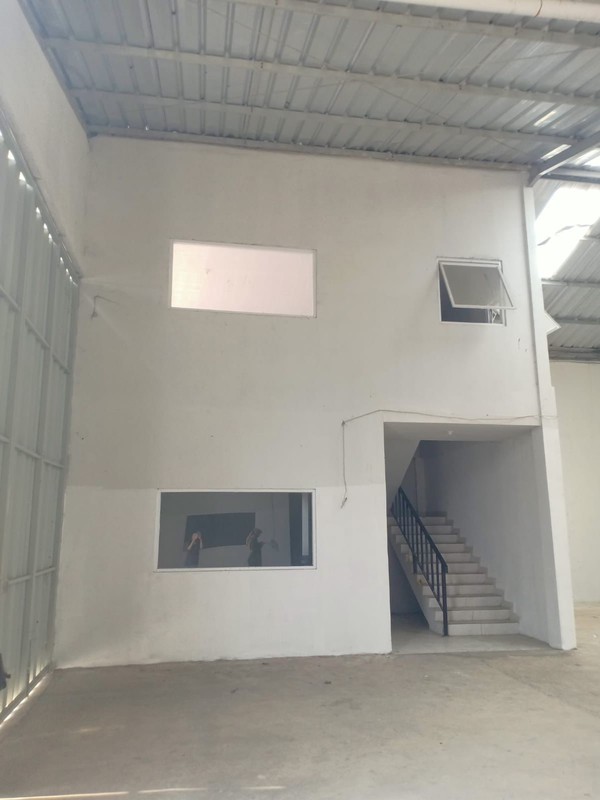 Gudang Strategis Disewa di Halim Jurumudi Tangerang - LT 300 m&#xb2;