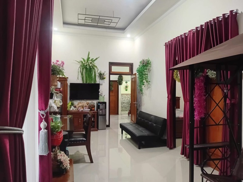 Rumah 842 Meter Persegi Dengan View 5 Gunung Di Kaliangkrik, Magelang