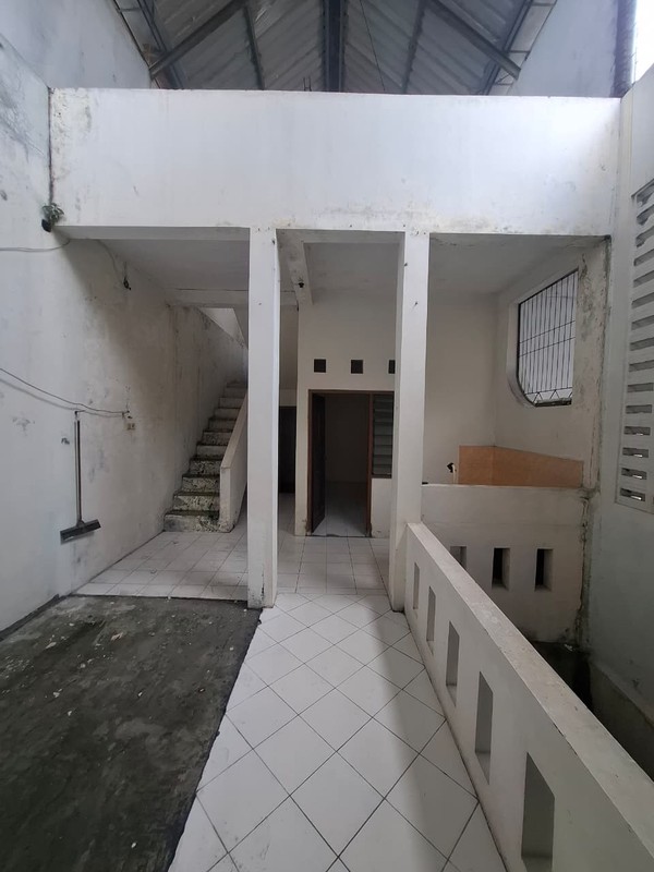 Ruko 2 Lantai Di Ring Road Utara Dekat Dengan Kampus AMIKOM 2 Dan Kantor Pajak Condongcatur, Sleman