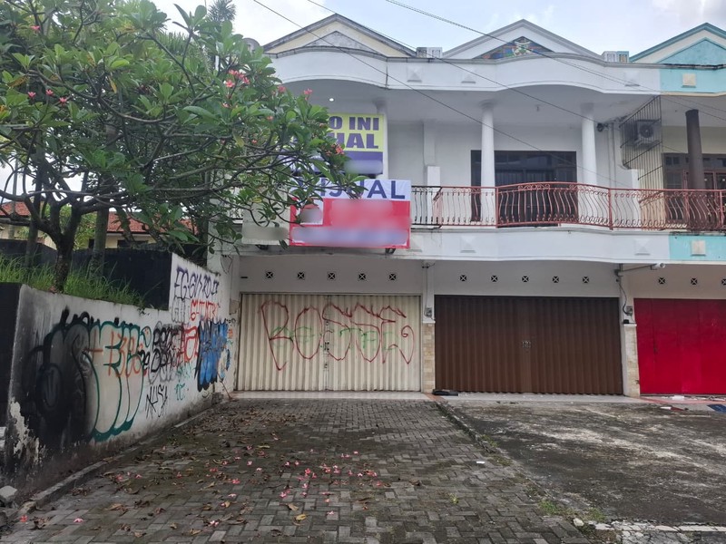 Ruko 2 Lantai Di Ring Road Utara Dekat Dengan Kampus AMIKOM 2 Dan Kantor Pajak Condongcatur, Sleman