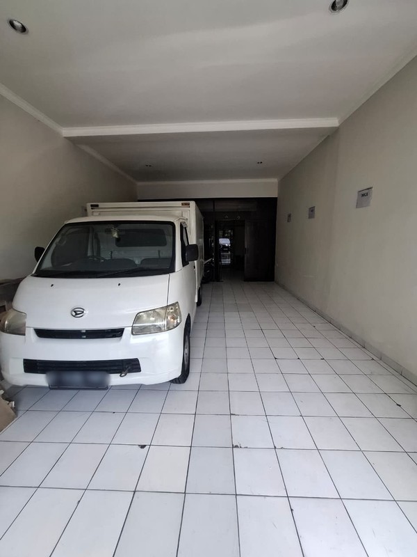 Ruko 2 Lantai Di Ring Road Utara Dekat Dengan Kampus AMIKOM 2 Dan Kantor Pajak Condongcatur, Sleman