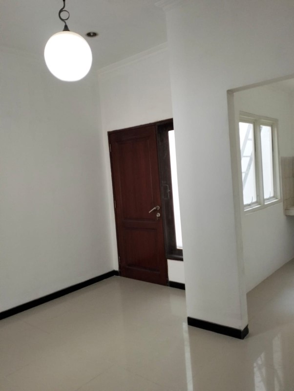 JUAL RUMAH SIAP HUNI VILLA VALENSIA DEKAT MALL PTC