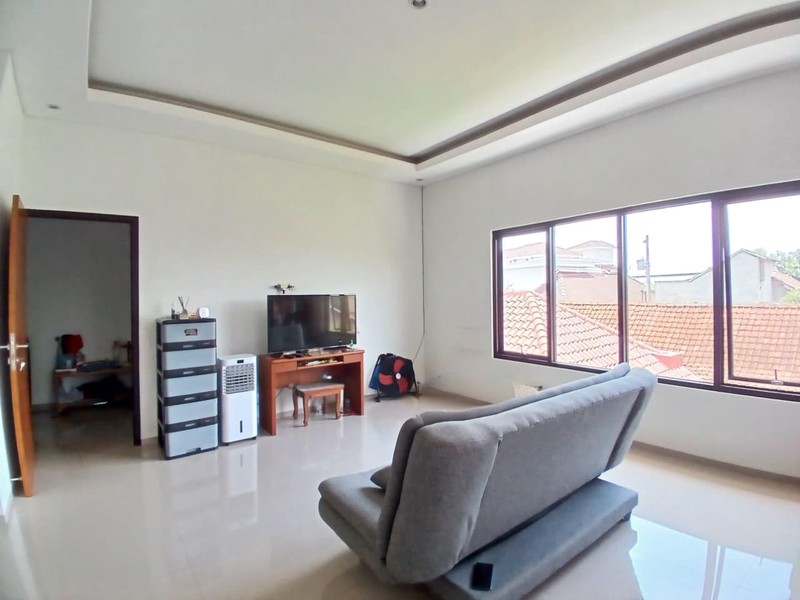 Rumah 2 Lantai Di Soragan, Kasihan Bantul, 100 Meter Dari Rskia Adinda & Dekat Malioboro