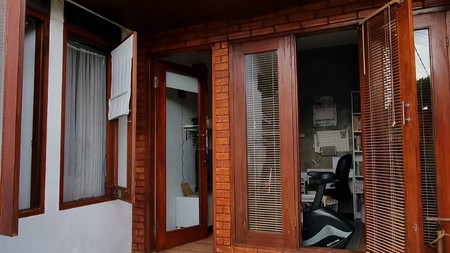 Rumah Cantik di Pamulang Tangerang Selatan Siap Huni SHM