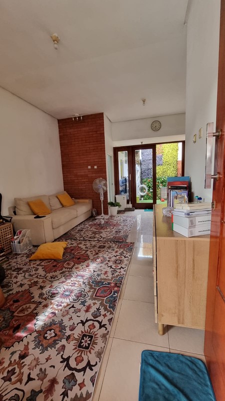 Rumah Cantik di Pamulang Tangerang Selatan Siap Huni SHM