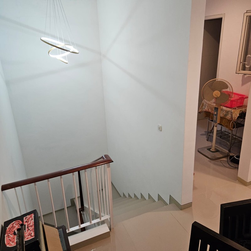  1 Milyar-an Dijual Rumah The Greenlake Citraland Surabaya Barat Dekat Sekolah Binus, Pakuwon Mall, Wisata Bukit Mas