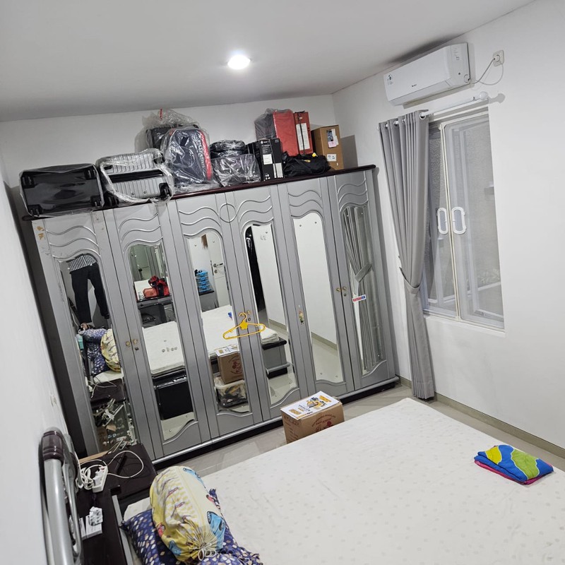  1 Milyar-an Dijual Rumah The Greenlake Citraland Surabaya Barat Dekat Sekolah Binus, Pakuwon Mall, Wisata Bukit Mas