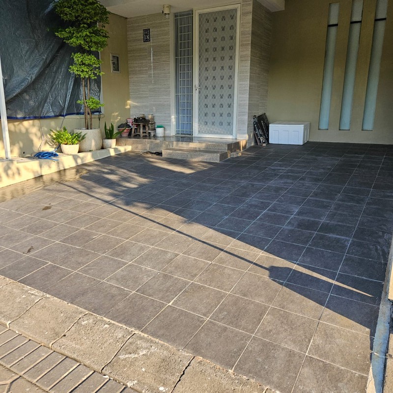  1 Milyar-an Dijual Rumah The Greenlake Citraland Surabaya Barat Dekat Sekolah Binus, Pakuwon Mall, Wisata Bukit Mas