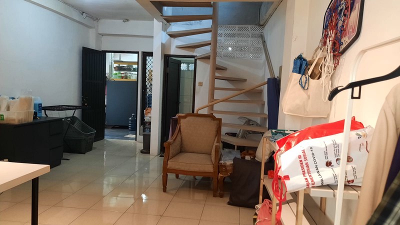 Rumah Siap Huni 2 lantai dengan lokasi strategis Lubang Buaya