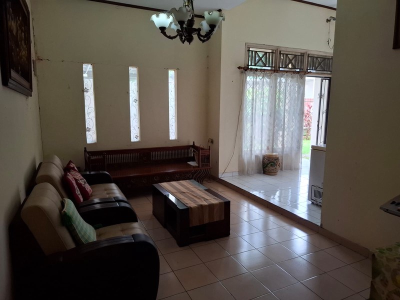 Rumah di Komplek Depkes 3 Jatibening Lokasi Strategis