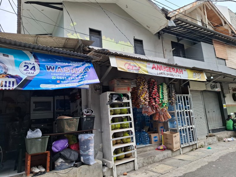 Rumah Kos 12 Kamar dan 5 RuangUsaha Setiabudi, Kuningan, jakarta Selatan