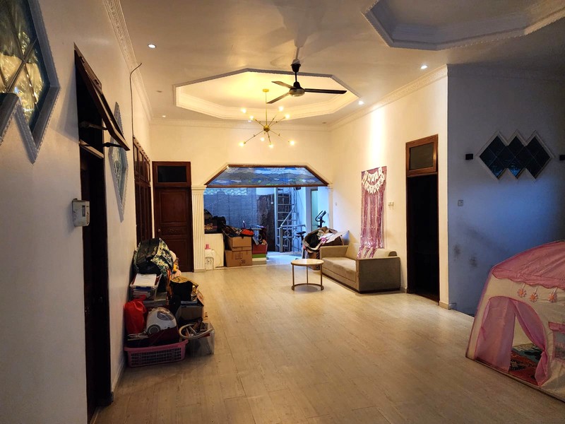 Rumah di Pancoran Jakarta Selatan - Lingkungan Tenang dan Akses Mudah