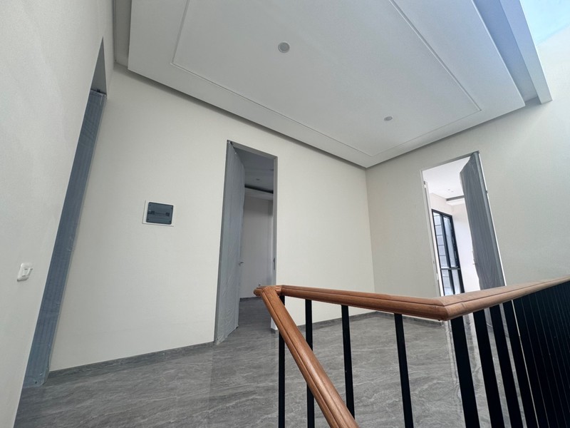 JUAL RUMAH SBY BARAT WISATA BUKIT MAS SIAP HUNI