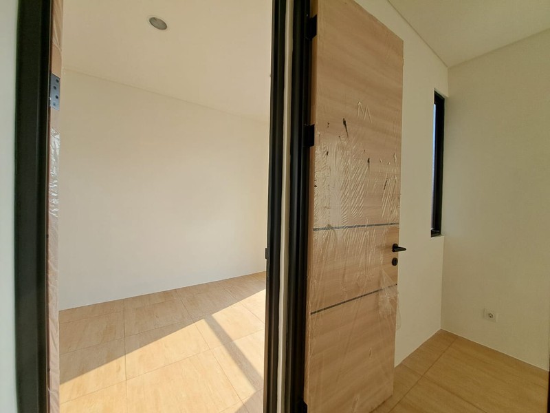 Rumah Modern di Park Serpong, Cluster Legok Cendana