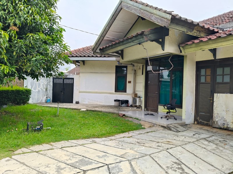Rumah di Cluster Simpruk - Hunian Luas & Nyaman