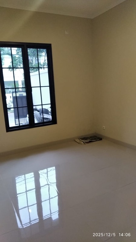 Rumah 2 Lantai Siap Huni dengan Hunian Nyaman dan Asri di Pesanggrahan, Jakarta Selatan