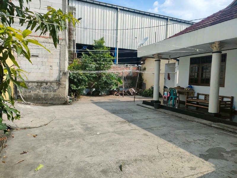 LAHAN KOMERSIL DIPINGGIR JALAN RAYA SERPONG