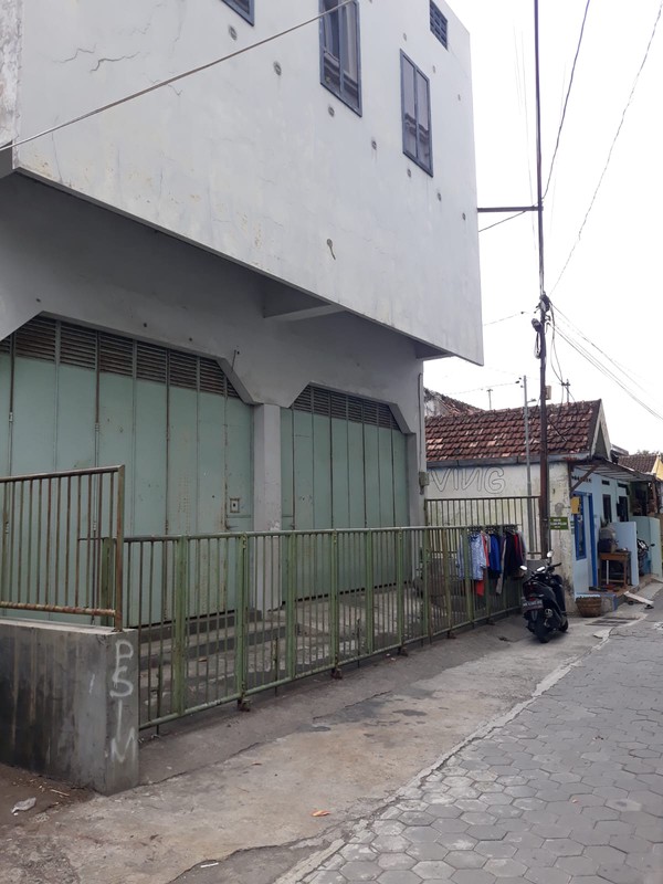 Dijual Ruang Usaha 3 Lantai di Daerah Pakualaman  Yogyakarta.
