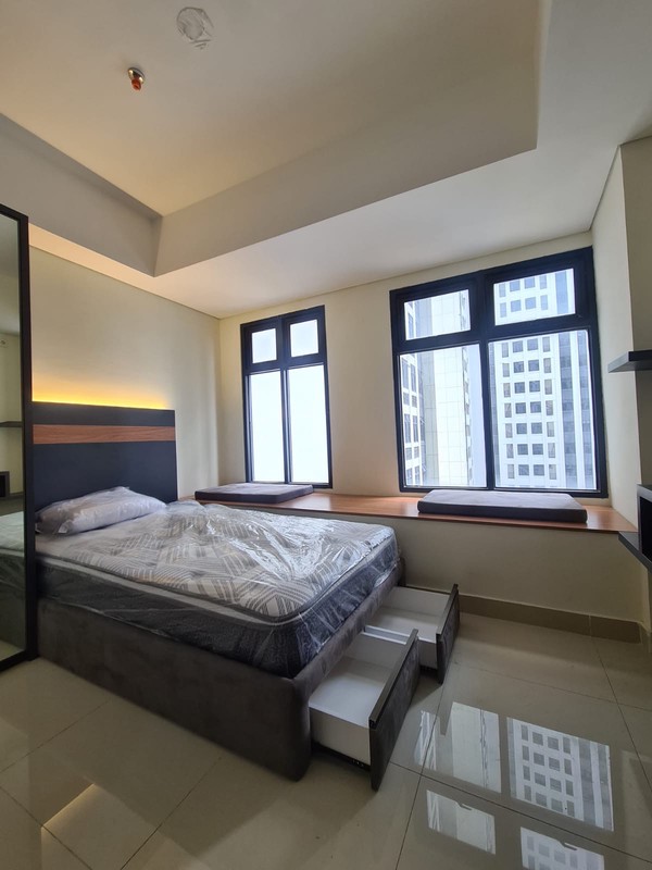 PARTEMEN CHADSTONE 2 BR - TOWER DARIO LANTAI 15 SIAP HUNI FULL FURNISHED 