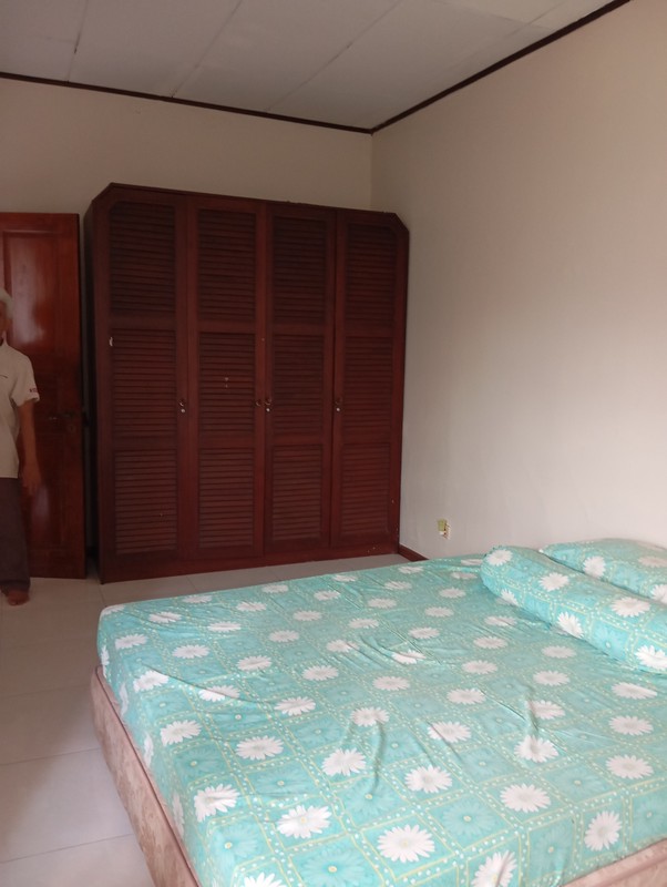 Rumah 2 Lt Strategis Bebas Banjir Pinggir Jalan Dekat Fasilitas Premium Grand Wisata