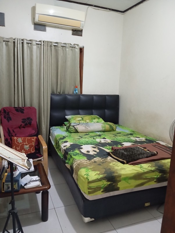 Rumah 2 Lt Strategis Bebas Banjir Pinggir Jalan Dekat Fasilitas Premium Grand Wisata