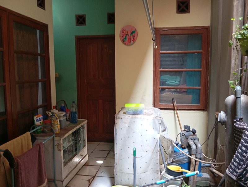 Rumah 2 Lt Strategis Bebas Banjir Pinggir Jalan Dekat Fasilitas Premium Grand Wisata