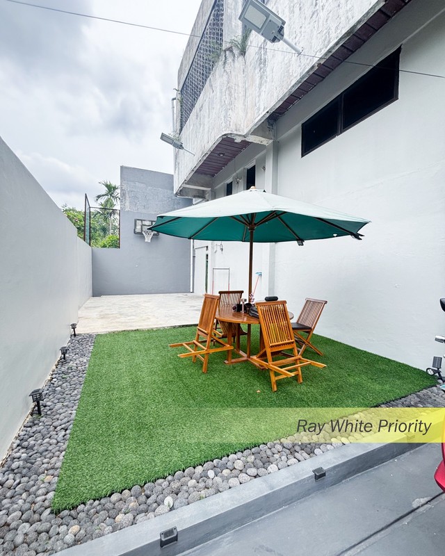 RUMAH HITUNG TANAH BONUS BANGUNAN 3 LANTAI COCOK UNTUK USAHA & KOS KOSAN DI VETERAN, JAKARTA SELATAN