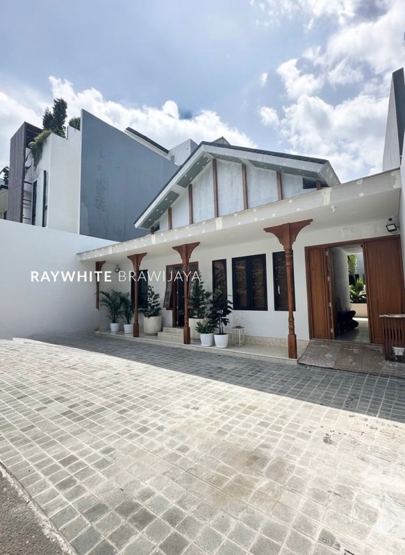 Brand New Rumah Kantor Lokasi Strategis Area Sambas Kebayoran Baru