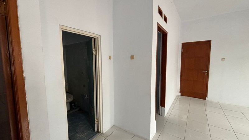 Rumah 1,5 Lantai Disewakan di Tebet Timur Jaksel