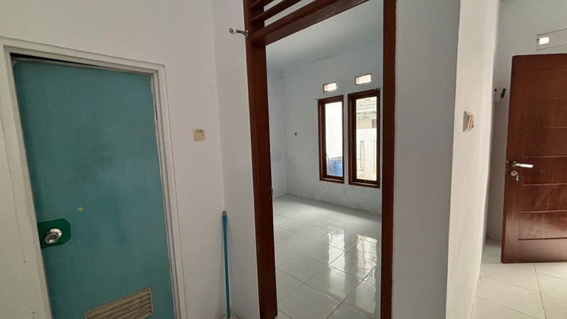 Rumah 1,5 Lantai Disewakan di Tebet Timur Jaksel