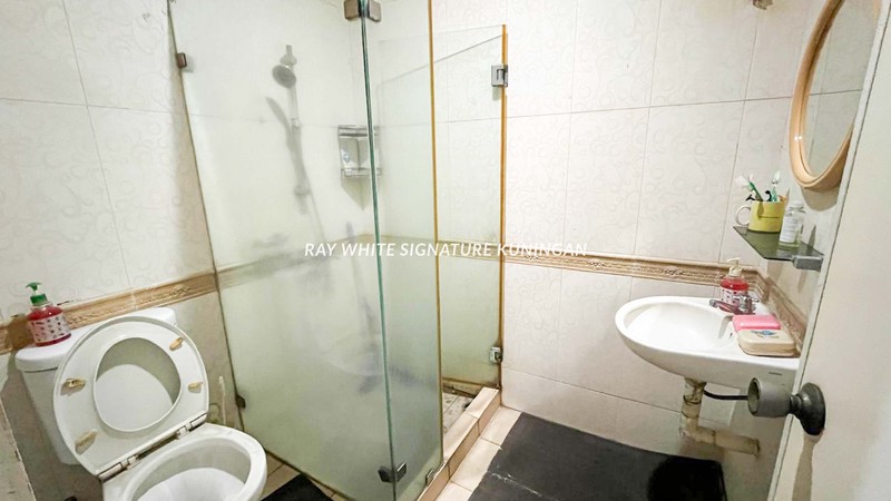 Investasi Emas! Rumah Hitung Tanah Lokasi Premium Haji Nawi