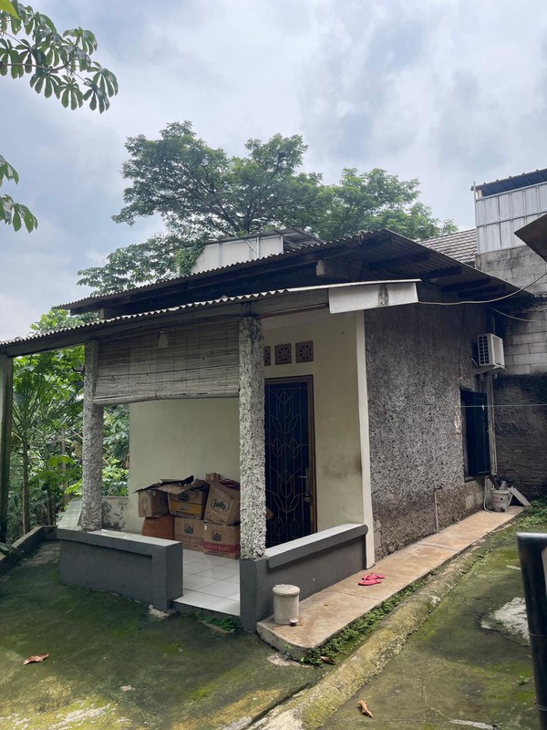 Harga Turun 3 Milyar : Rumah Luas di pinggir jalan besar dekat Tol Jatiwarna