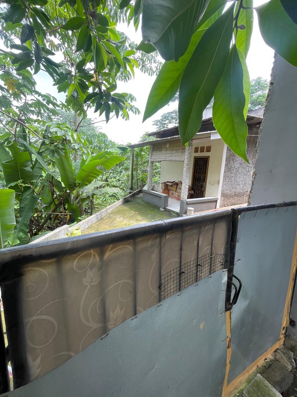 Harga Turun 3 Milyar : Rumah Luas di pinggir jalan besar dekat Tol Jatiwarna