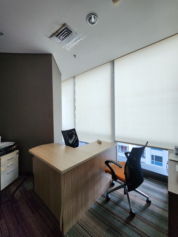 Dijual Cepat! Office Space Fully Furnished di Office 88 @ Kota Kasablanka - Lokasi Strategis, Siap Pakai!