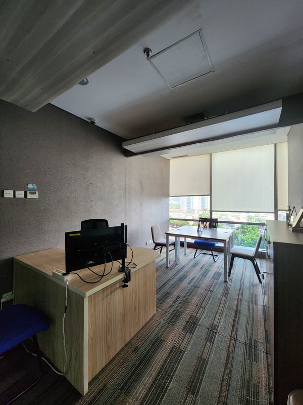 Dijual Cepat! Office Space Fully Furnished di Office 88 @ Kota Kasablanka - Lokasi Strategis, Siap Pakai!