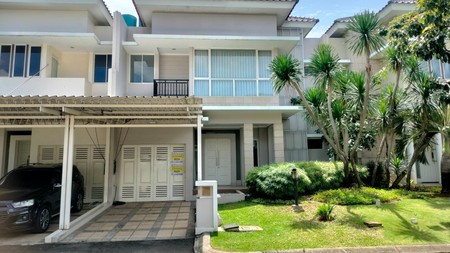 For Rent. Rumah Cantik The Spring Gold Utara, Gading Serpong