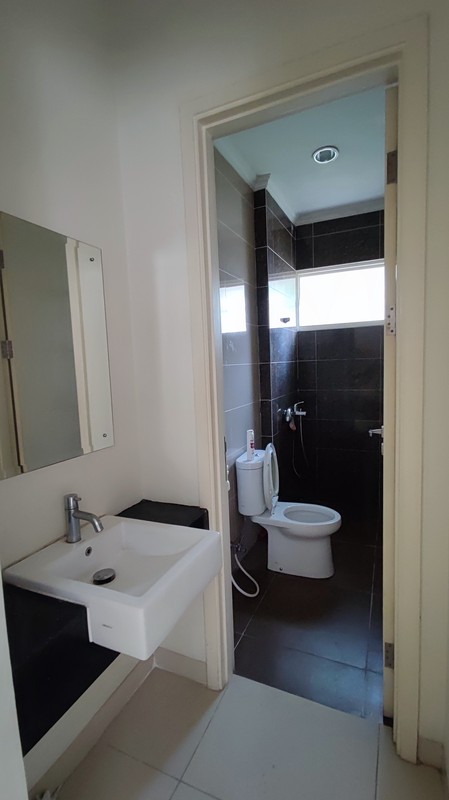 For Rent. Rumah Cantik The Spring Gold Utara, Gading Serpong