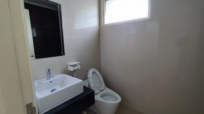 For Rent. Rumah Cantik The Spring Gold Utara, Gading Serpong