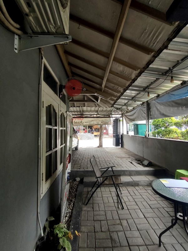 Dijual Tempat Usaha di Karawaci Tangerang 