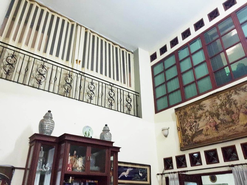 Rumah Lama 2 Lantai di Hang Jebat, Kebayoran Baru Dekat Senayan City dan Plaza Senayan