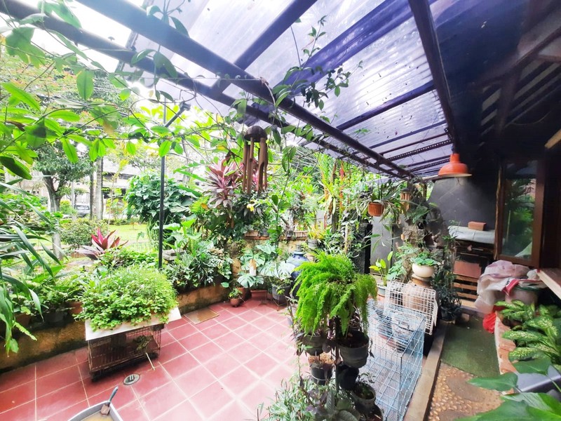 Rumah Lama 2 Lantai di Hang Jebat, Kebayoran Baru Dekat Senayan City dan Plaza Senayan