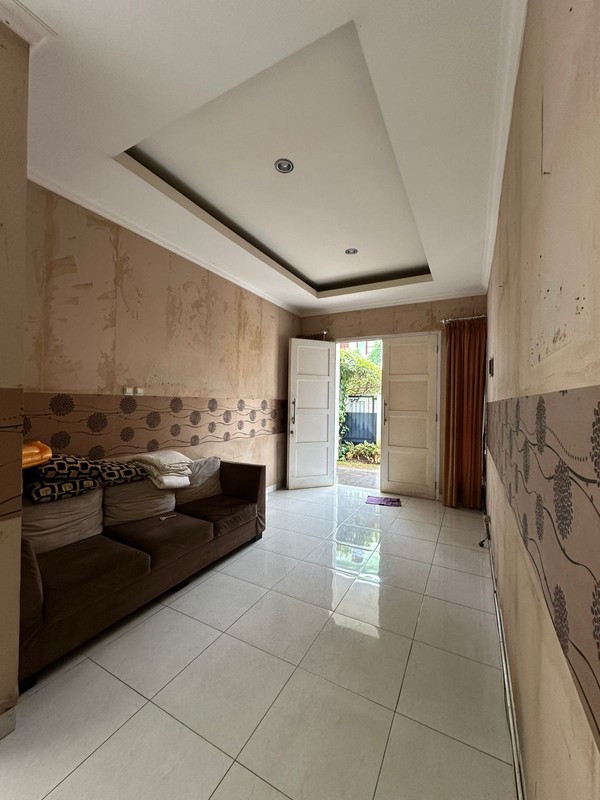 Rumah 2 Lantai Siap Huni dengan Hunian Nyaman dan Asri @Bintaro Sektor 3