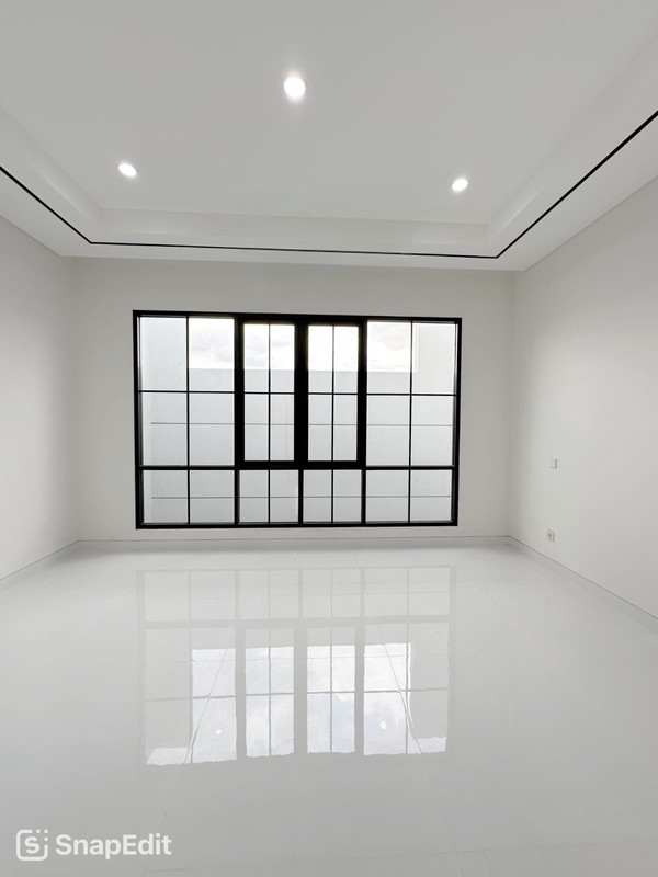 JUAL RUMAH BARU GRAHA FAMILI KAWASAN ELIT