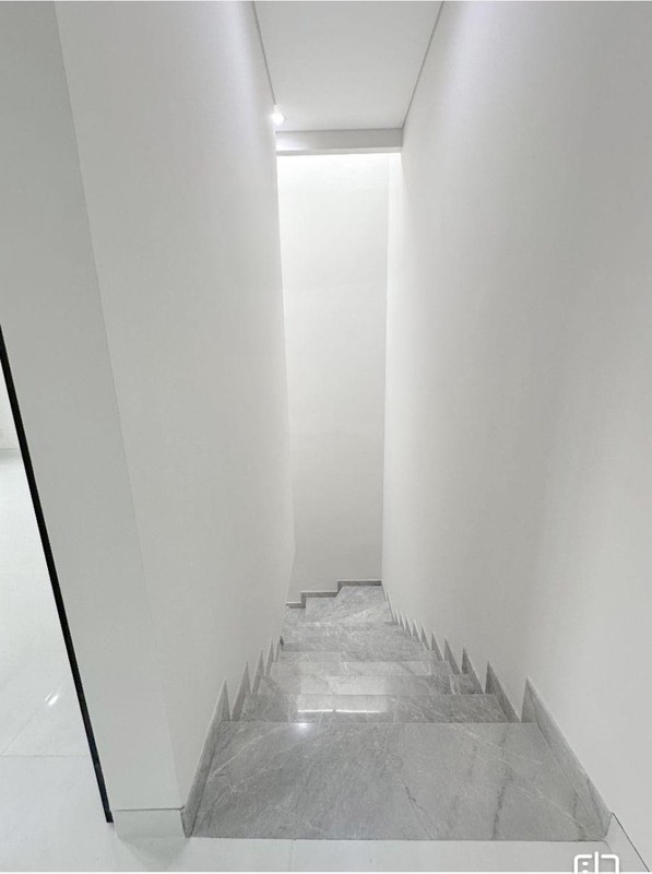 JUAL RUMAH BARU GRAHA FAMILI KAWASAN ELIT