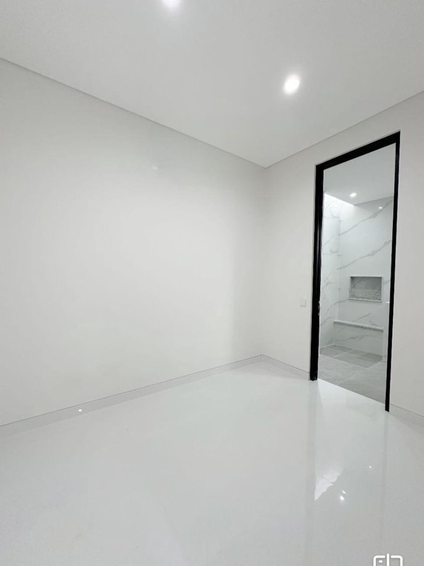 JUAL RUMAH BARU GRAHA FAMILI KAWASAN ELIT