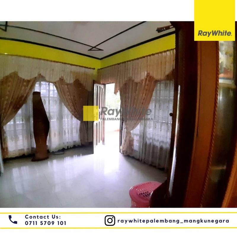 DIJUAL RUMAH MEWAH 2 LANTAI